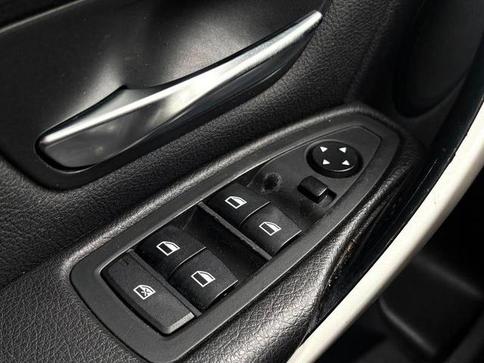 BMW 320I 2.0 16V TURBO ACTIVE FLEX 4P AUTOMATICO
