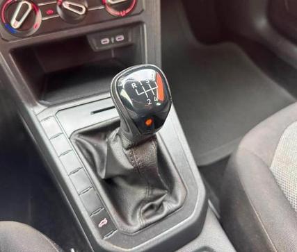 VOLKSWAGEN POLO MB