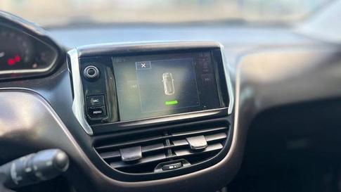 PEUGEOT 2008 GRIFFE AT