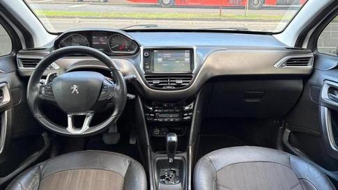 PEUGEOT 2008 GRIFFE AT