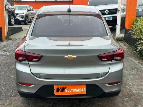 CHEVROLET ONIX PLUS 10MT LT2