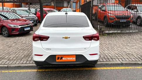 CHEVROLET ONIX PLUS 10MT LT2