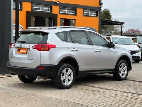 TOYOTA RAV4 20L 4X2