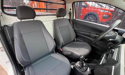 VOLKSWAGEN SAVEIRO CS RB MPI