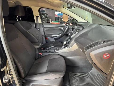 FORD FOCUS SE AT 2.0SC