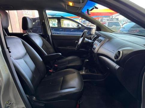NISSAN LIVINA 18SL