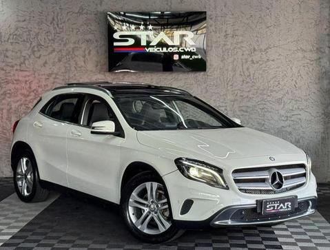 MERCEDES-BENZ GLA 200