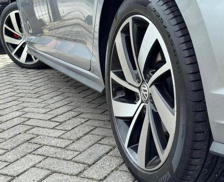 VOLKSWAGEN JETTA GLI AG