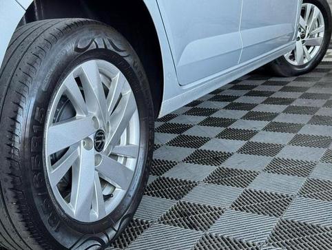 VOLKSWAGEN POLO CL AD