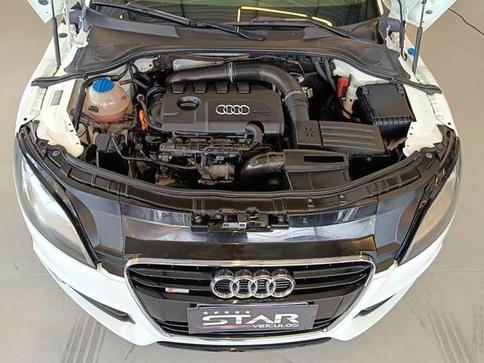 AUDI TT 2.0 16V TFSI S-TRONIC