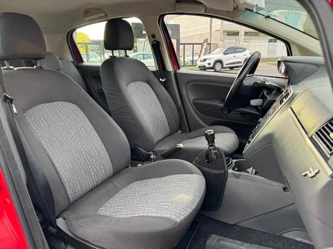 FIAT PUNTO 1.6 ESSENCE 16V FLEX 4P MANUAL