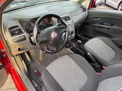 FIAT PUNTO 1.6 ESSENCE 16V FLEX 4P MANUAL