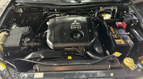 MITSUBISHI PAJERO 4X4 HPE D