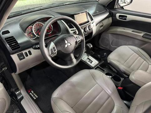 MITSUBISHI PAJERO 4X4 HPE D