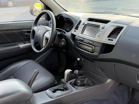 TOYOTA HILUX CD4X4 SRV