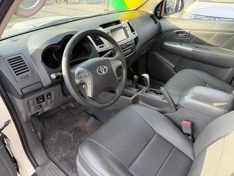 TOYOTA HILUX CD4X4 SRV