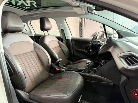 PEUGEOT 2008 GRIFFE 1.6 MANUAL