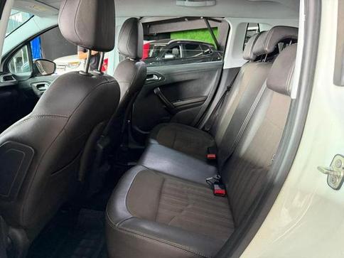 PEUGEOT 2008 GRIFFE 1.6 MANUAL
