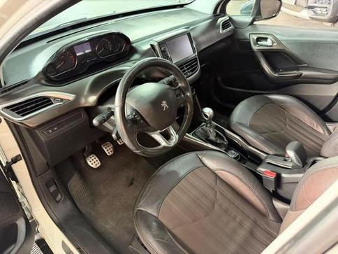 PEUGEOT 2008 GRIFFE 1.6 MANUAL