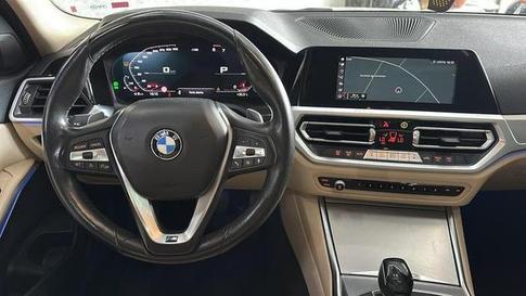 BMW 330I SPORT 2.0 TB 16V 4P