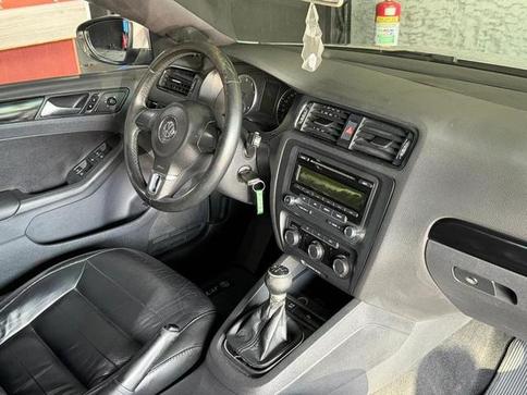 VOLKSWAGEN JETTA 2.0 4P 8V (FLEX) (MEC)