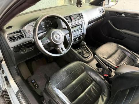 VOLKSWAGEN JETTA 2.0 4P 8V (FLEX) (MEC)