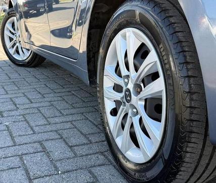 HYUNDAI HB20S COMFORT PLUS 1.6 MEC