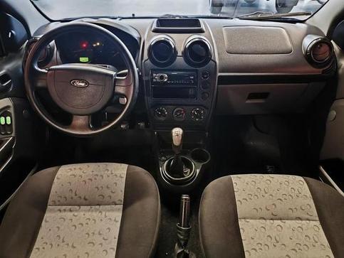 FORD FIESTA 1.0 8V FLEX 5P
