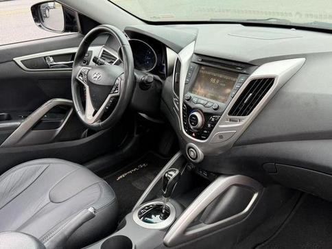 HYUNDAI VELOSTER