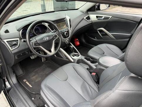 HYUNDAI VELOSTER