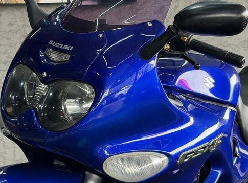 SUZUKI GSX 750-F