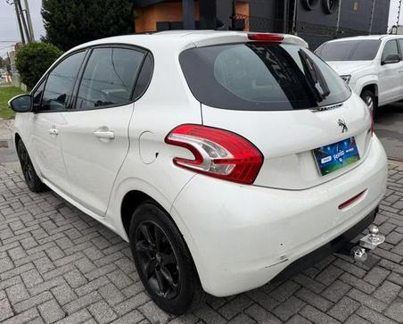 PEUGEOT 208 ALLURE