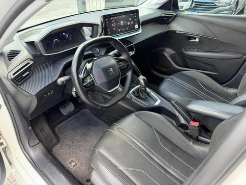 PEUGEOT 208 GRIFFE
