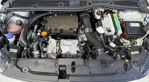 PEUGEOT 208 GRIFFE