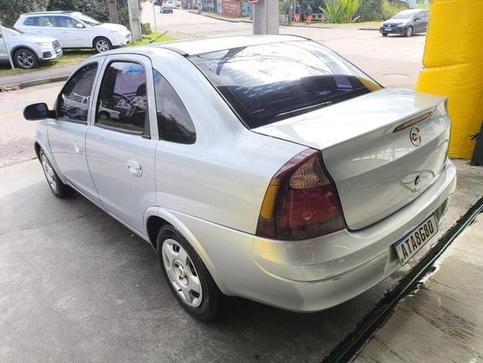 CHEVROLET CORSA SEDAN