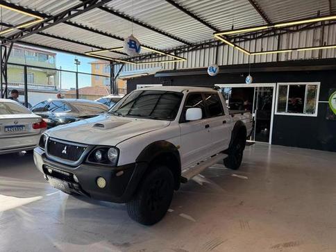 MITSUBISHI L200 SPORT 4X4 HPE