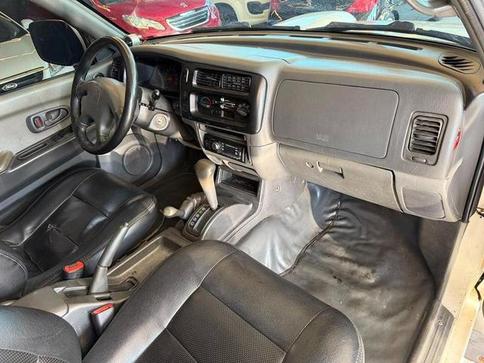 MITSUBISHI L200 SPORT 4X4 HPE