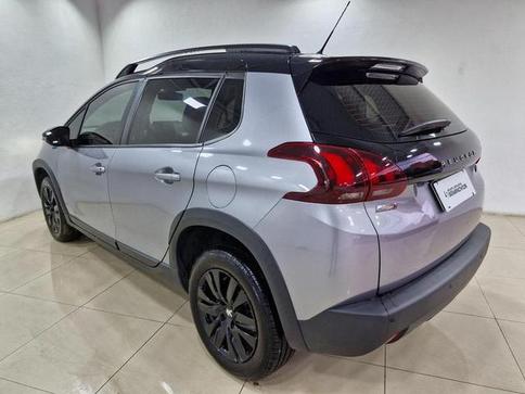 PEUGEOT 2008 STYLE 1.6 TURBO FLEX 16V 5P AUT.