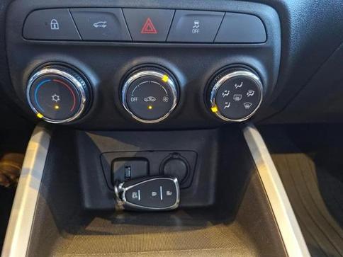 CHEVROLET ONIX SEDAN PLUS LT 1.0 12V MANUAL