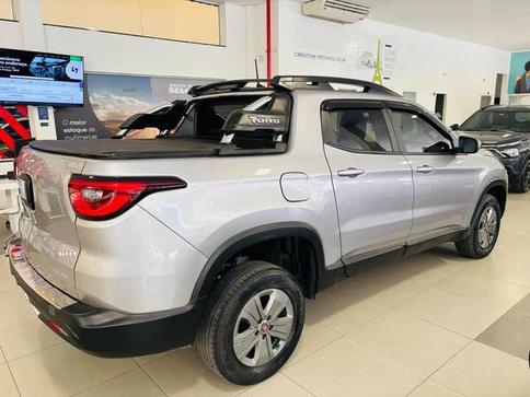 FIAT TORO 1.8 16V EVO FLEX FREEDOM 4X2