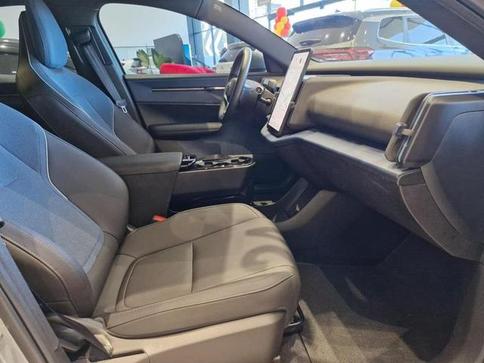 VOLVO EX30 E40 CORE