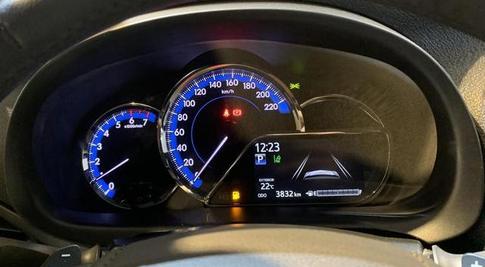 TOYOTA YARIS 1.5 16V FLEX XS CONNECT MULTIDRIVE