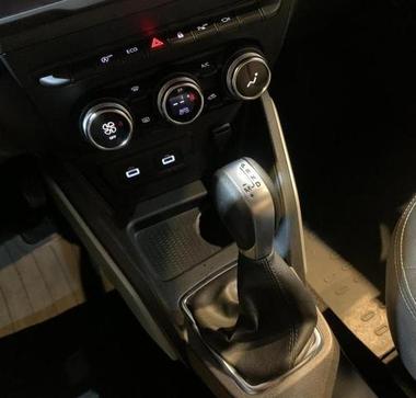 RENAULT DUSTER ICO16 CVT