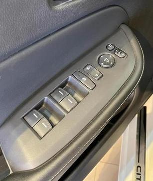 HONDA CITY HATCHBACK TOURING 1.5 FLEX 16V AUT