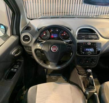 FIAT PUNTO 1.6 ESSENCE 16V FLEX 4P MANUAL