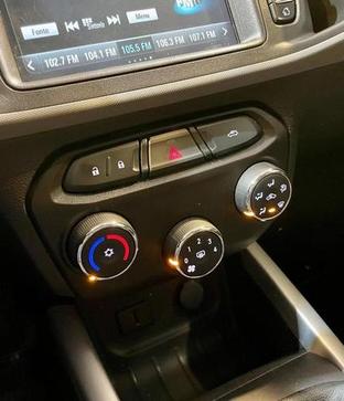 CHEVROLET ONIX 1.0 MPFI LT 8V FLEX 4P MANUAL