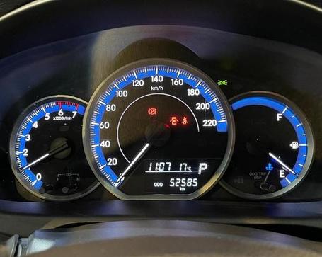 TOYOTA YARIS HA XL15