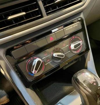 VOLKSWAGEN T CROSS TSI AD