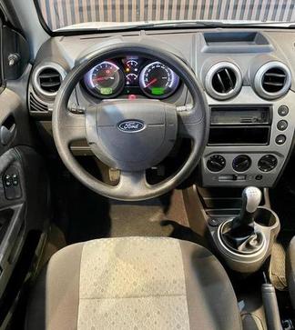 FORD FIESTA 1.6