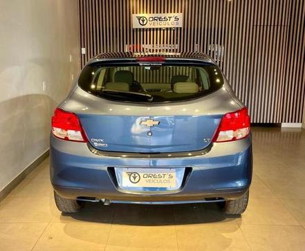 CHEVROLET ONIX 1.0 LT 8V FLEX 4P MANUAL